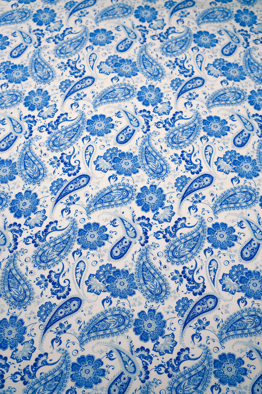 Made by Gårda Textil - Siden - Crêpe de Chine - Just Paisley - Blå/Vit