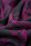 Vintage - Ull/Bomull/Viskos - 150g - Svart, Cerise - Rutig - VT68 – drapering närbild