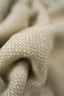 Beige grov tweed TW51 – drapering närbild